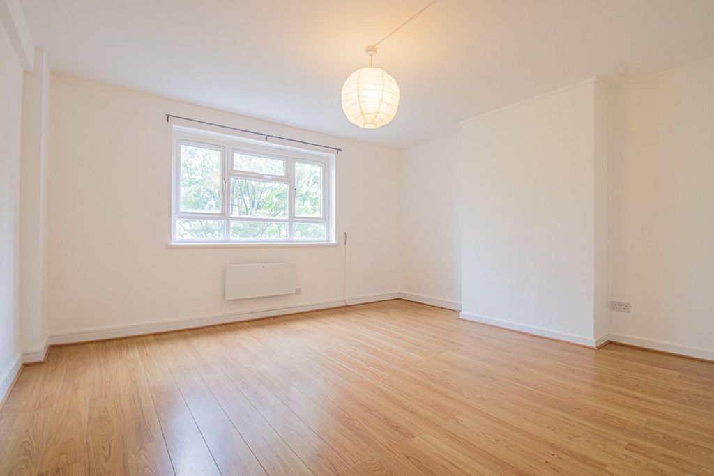 Property photo 3 of 7 d.Jpg