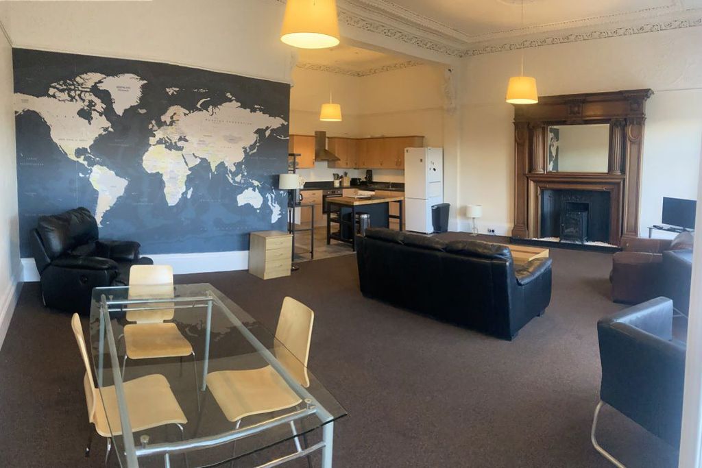 Property photo 3 of 3