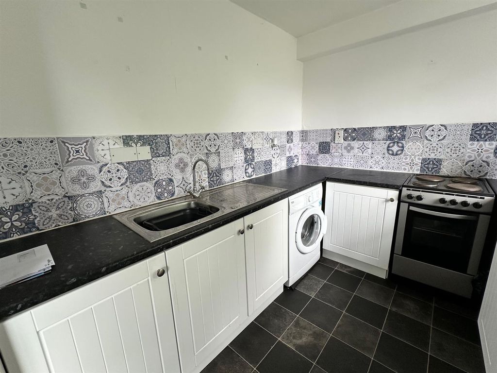 Property photo 2 of 5 4.Jpg