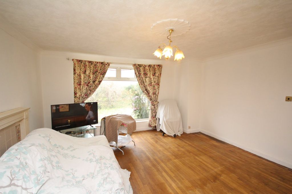 Additional image 5 of 3 bed detached house for saleNewlands, Letchworth Garden City SG6