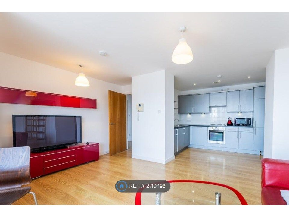 Property photo 3 of 23