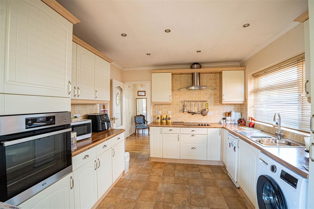 Property photo 3 of 24 Dsc04622.Jpg