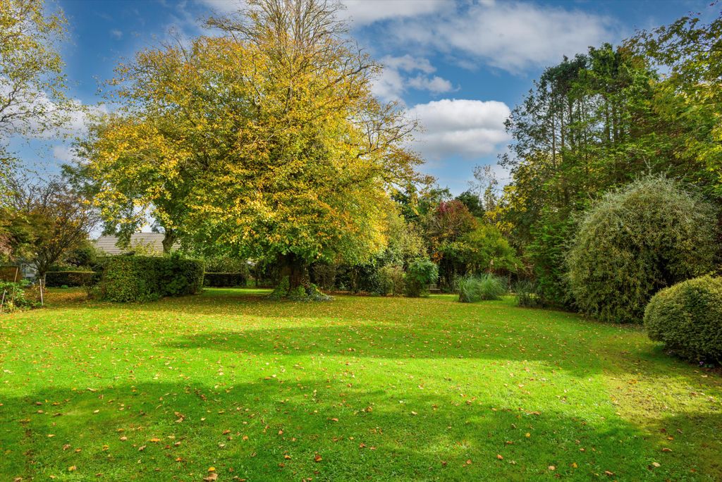 Property photo 2 of 19 Image