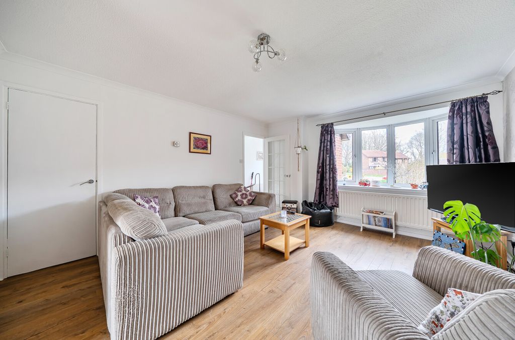 Property photo 3 of 18 1438537-2-69ce644...