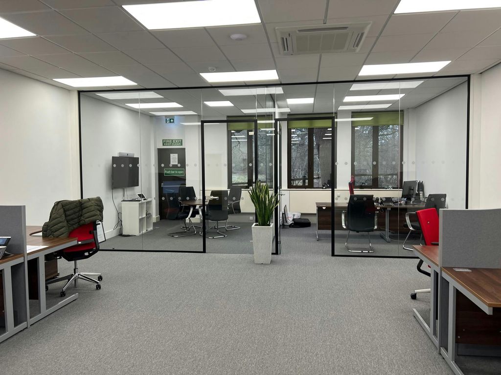 Property photo 3 of 8 Amb U3 Gf Rhs Office 3.Jpg