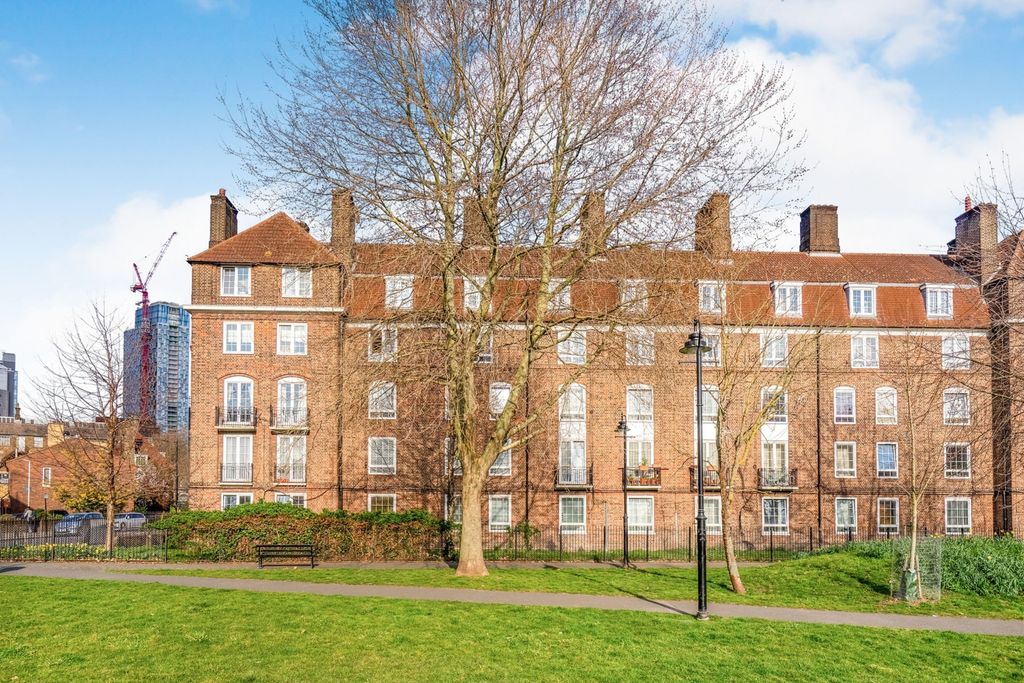 Property photo 2 of 9 External (2)