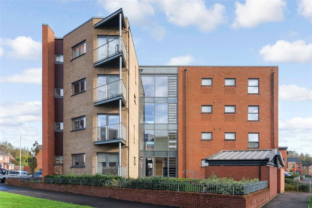 Property photo 1 of 18 Picture No. 01