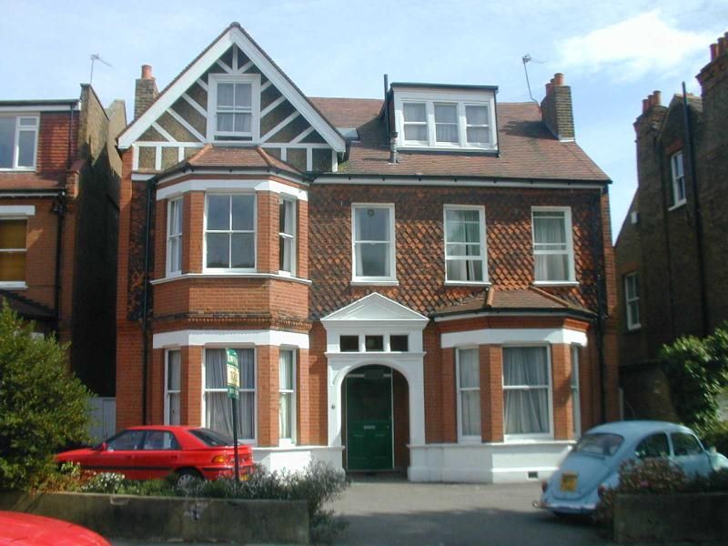 Property photo 1 of 8 External