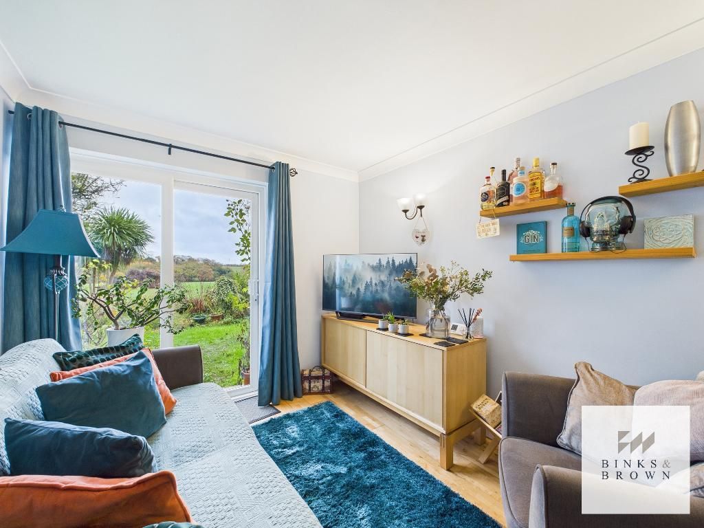 Property photo 3 of 10 Photo 3