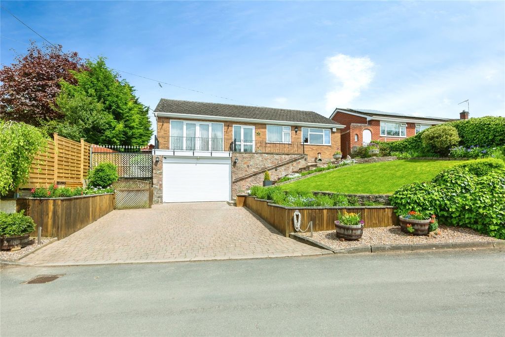 Property photo 1 of 15 Picture No. 02