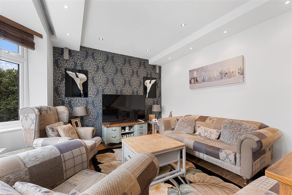 Property photo 2 of 42 P1236886.Jpg