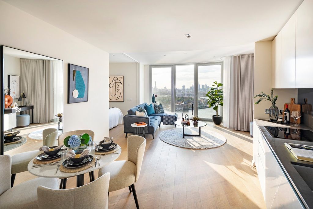 Property photo 1 of 25