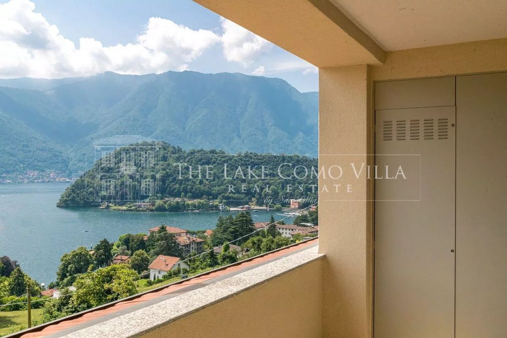 Property photo 3 of 43