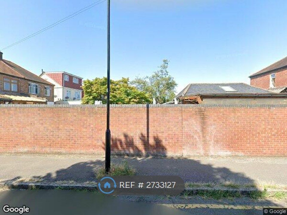 Property photo 1 of 8