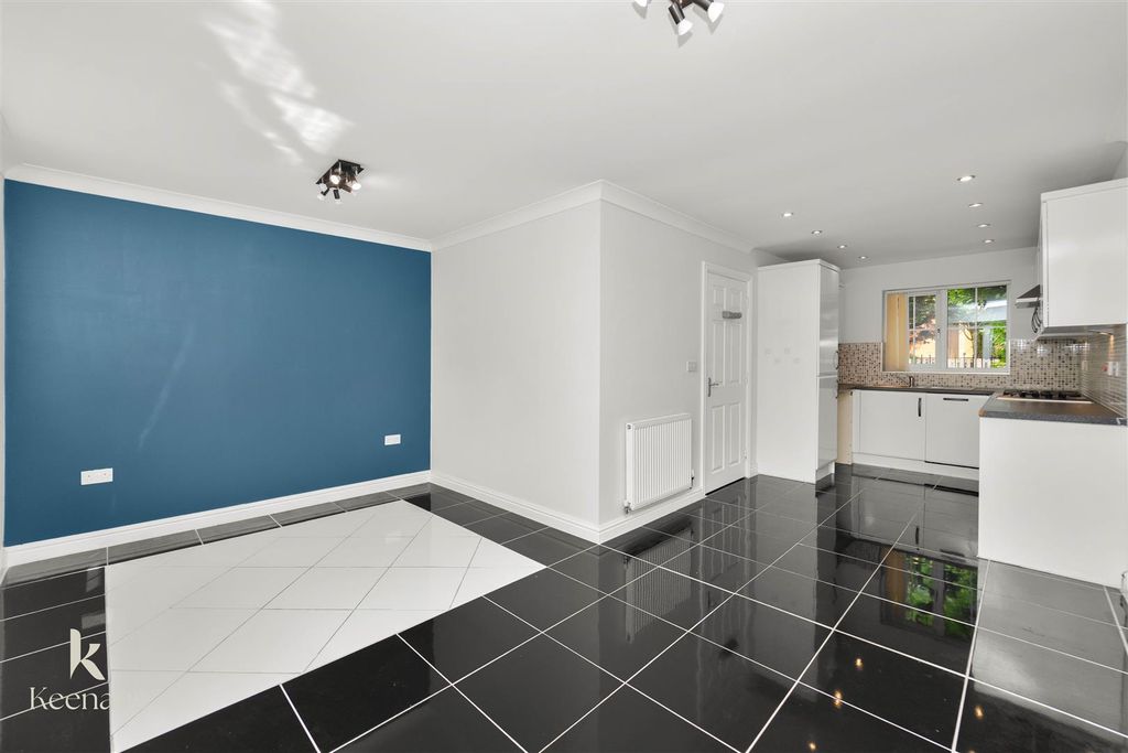 Property photo 2 of 30 2.Jpg