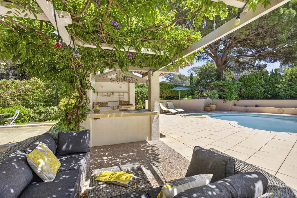 Property photo 3 of 41 9B48F423A1c47A9Acebea25Be7737069_9Bb9F5777c_1920-Big