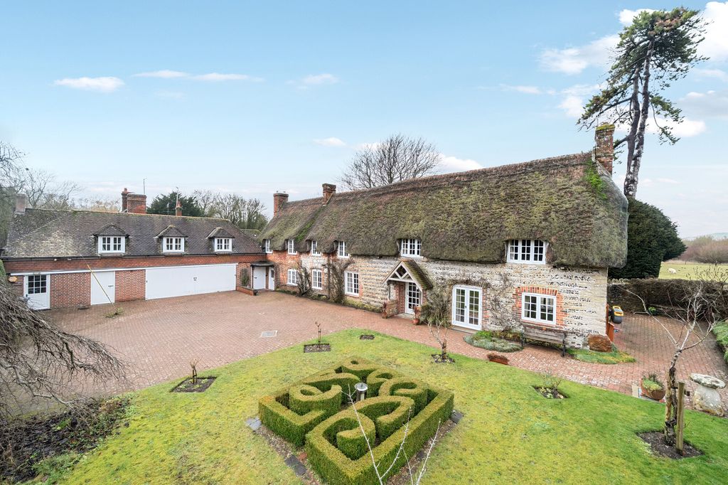 Property photo 1 of 33