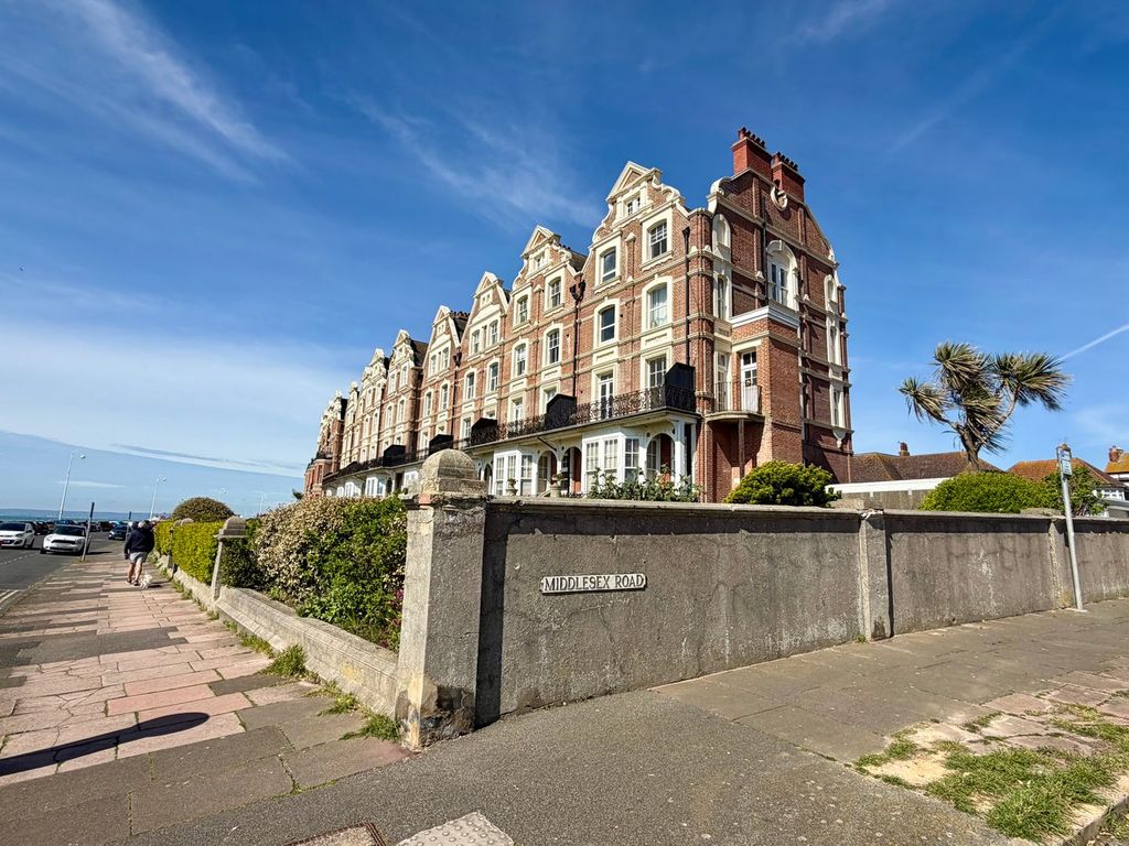 Property photo 1 of 26