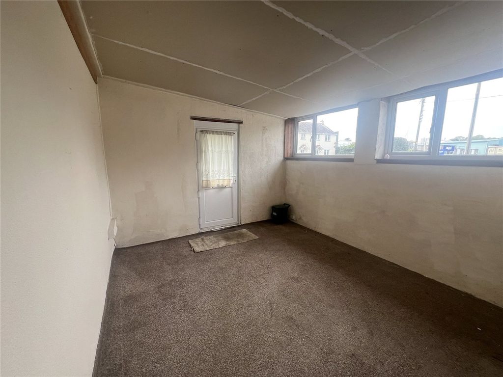 Property photo 3 of 14 Picture No. 02