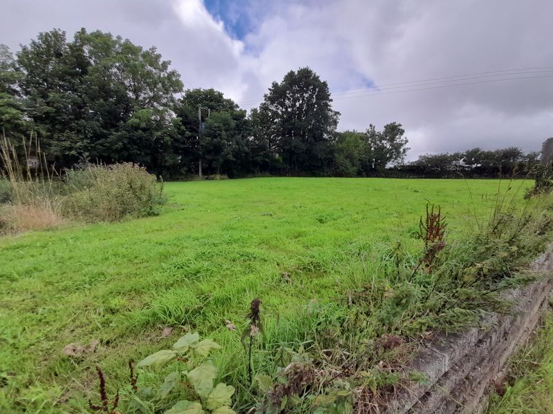 Property photo 3 of 5 Photo 9