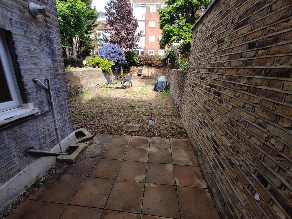 Property photo 3 of 6