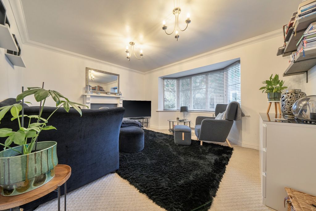 Property photo 2 of 25 1424421-24-69B05B...