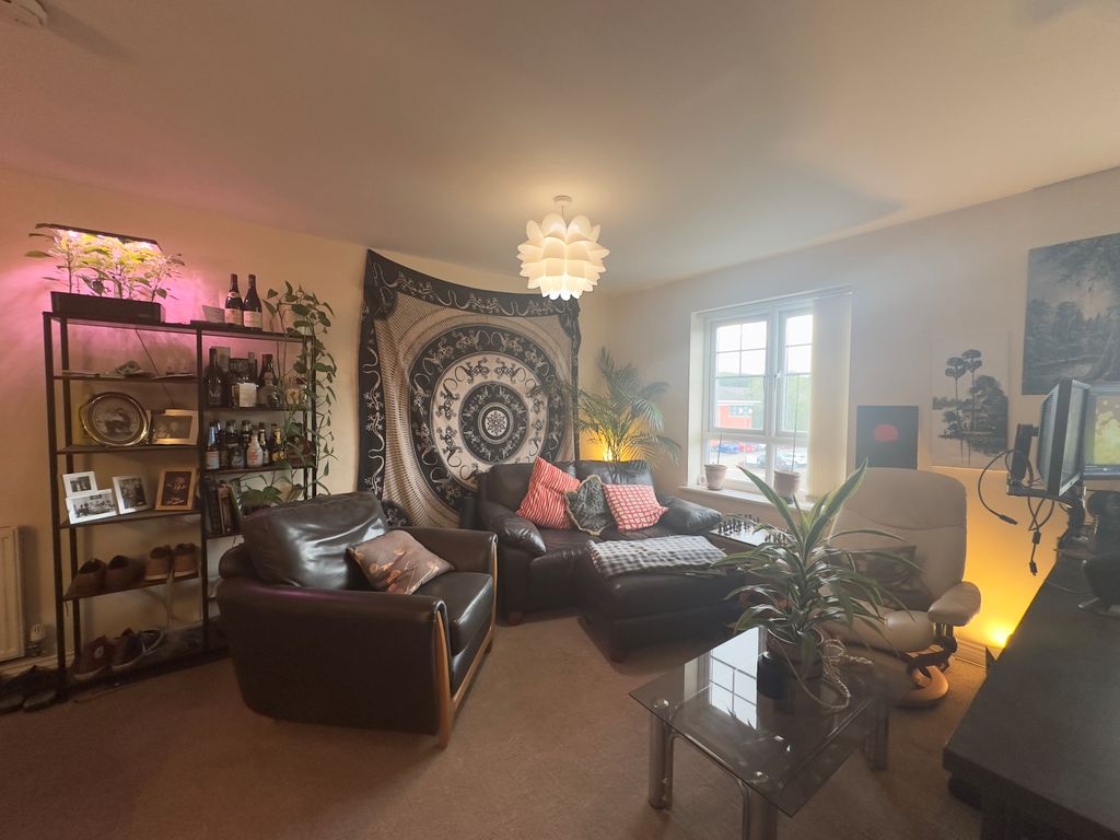 Property photo 2 of 7