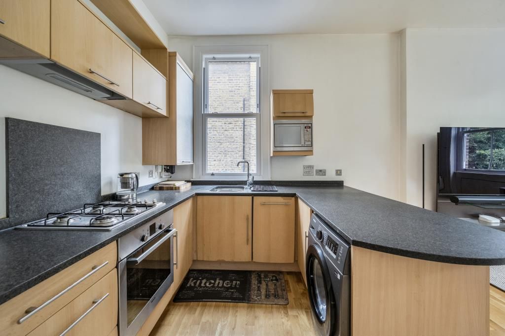 Property photo 3 of 16 Kitchen