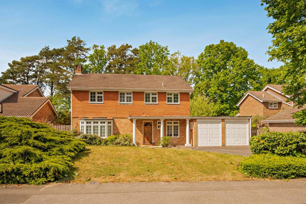 Property photo 1 of 15 Front Elevations