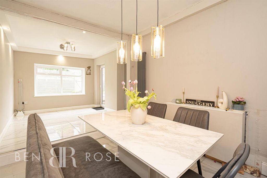 Property photo 3 of 22 Dining Room/ Family Room