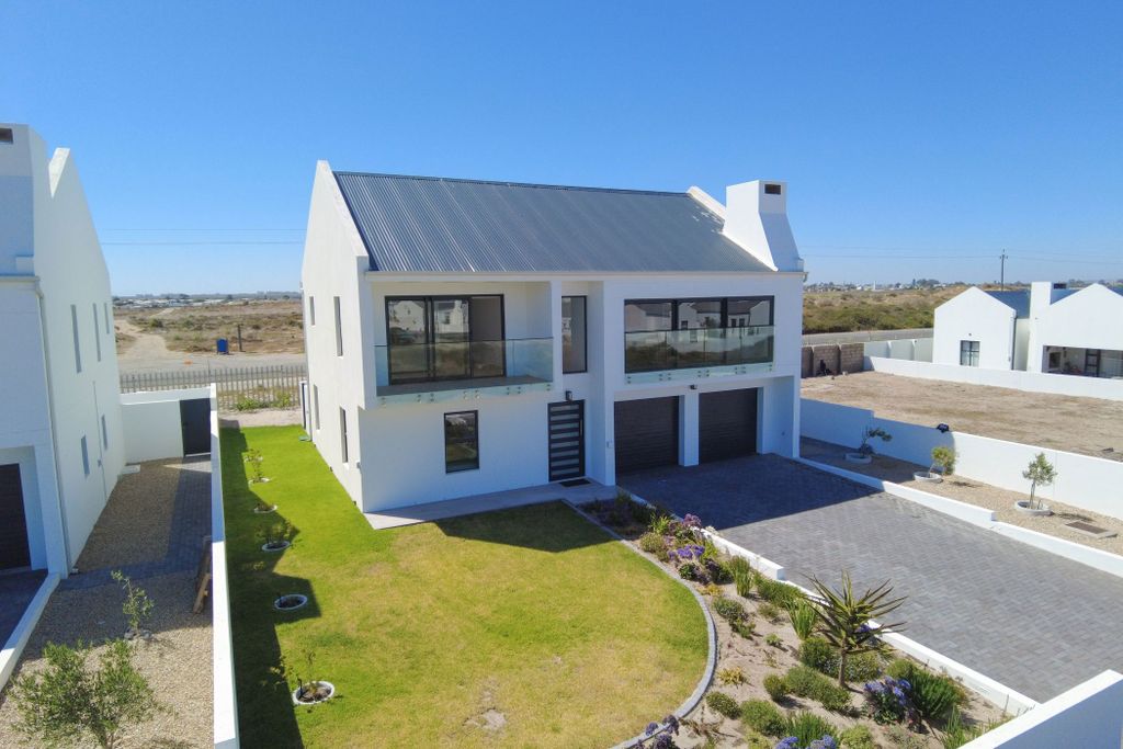 Property photo 3 of 35 La1687796