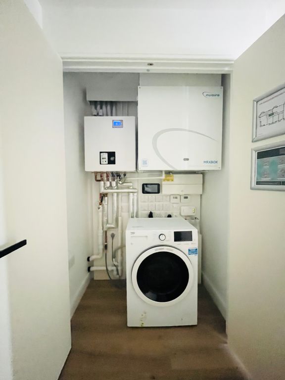 Property photo 2 of 4