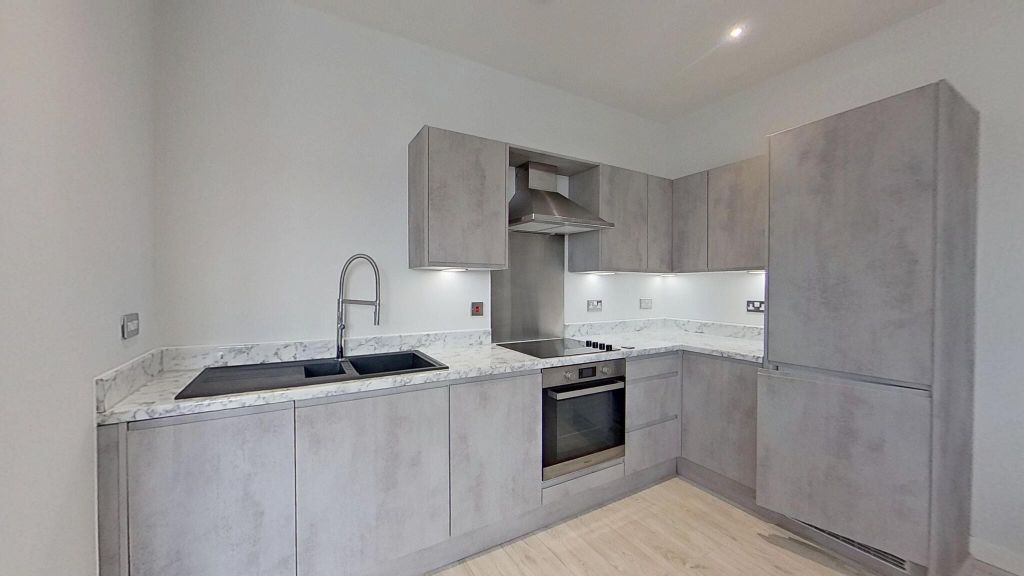 Property photo 2 of 29 Kitchen