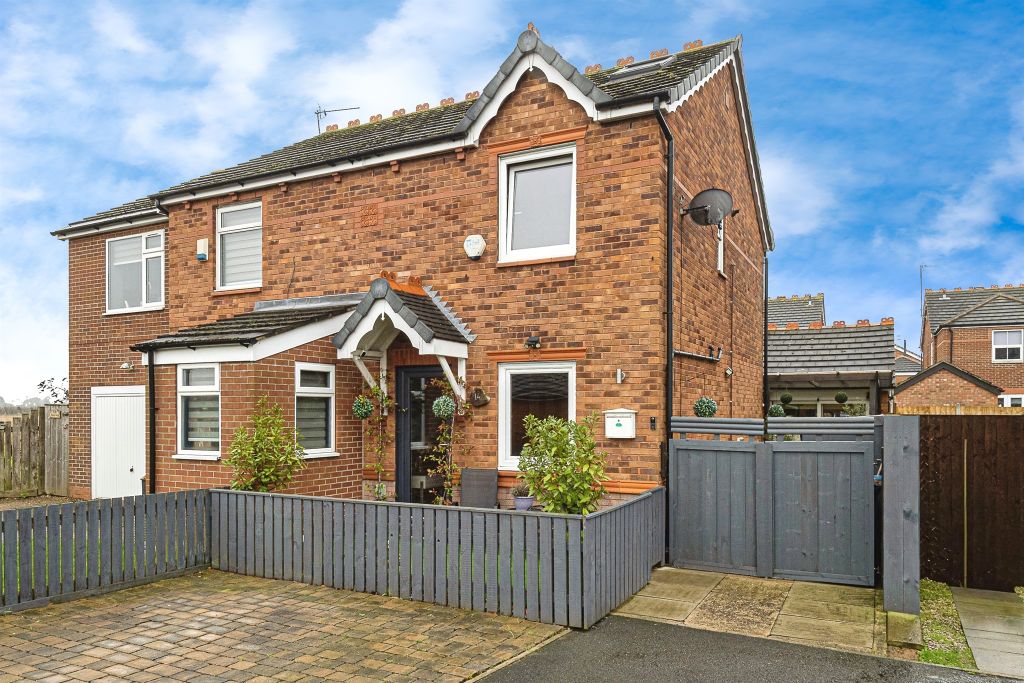 Property photo 1 of 19