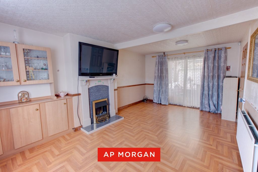 Property photo 2 of 9 Picture No. 08