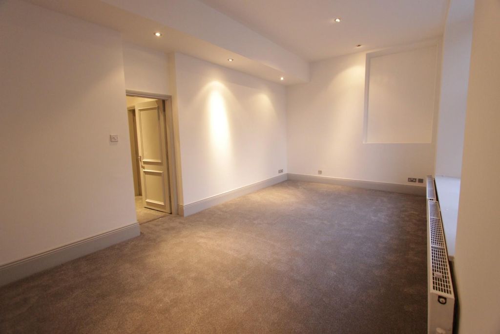 Property photo 2 of 16 Img_0431.Jpg