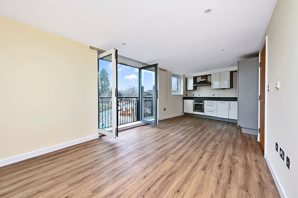 Property photo 2 of 9 Picture 2