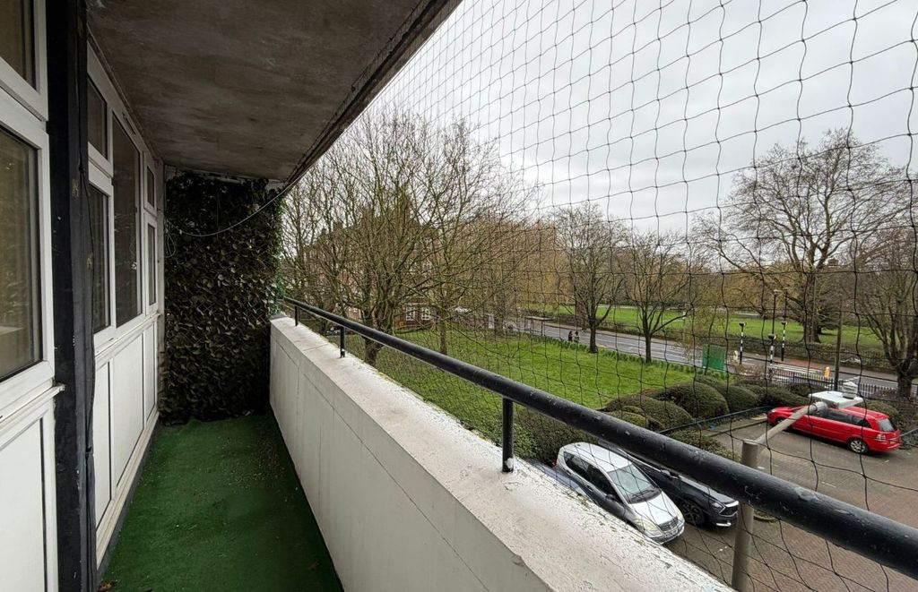 Property photo 3 of 16