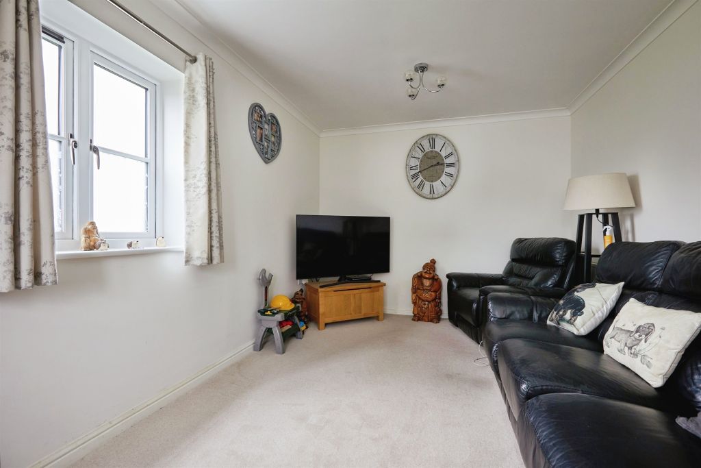 Property photo 3 of 15