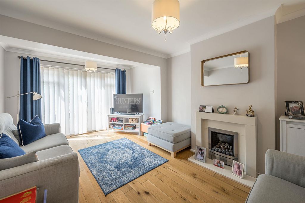 Property photo 3 of 24