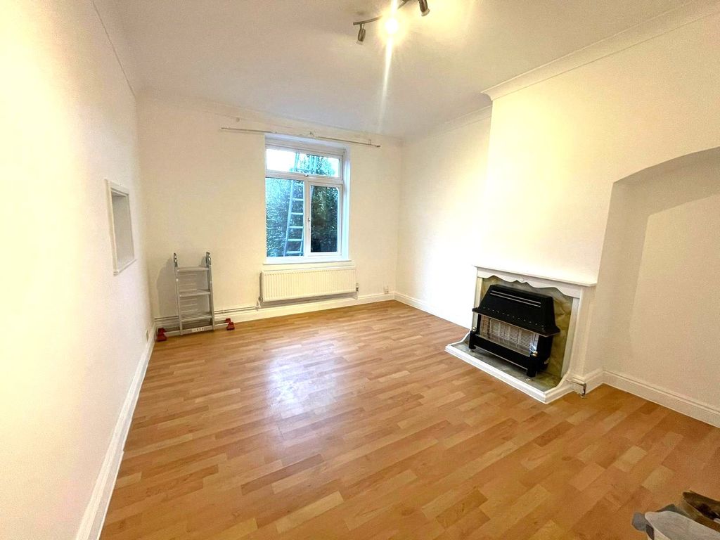 Property photo 2 of 17 Picture No. 07