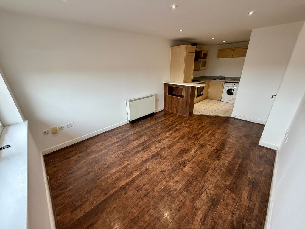 Property photo 3 of 8