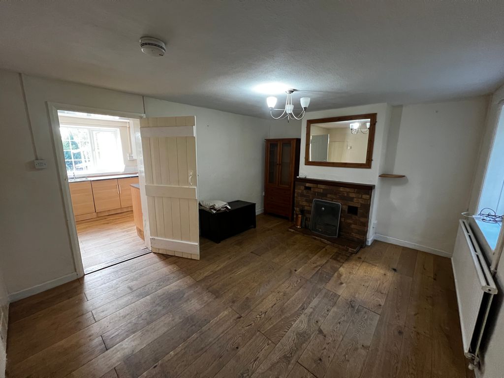 Property photo 3 of 14 Bedroom 2