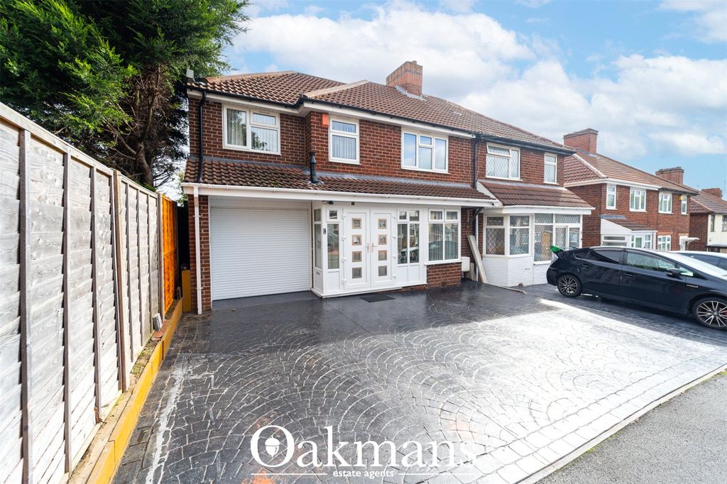 Property photo 1 of 34 Picture No. 38