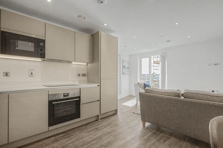 Property photo 2 of 14 331746