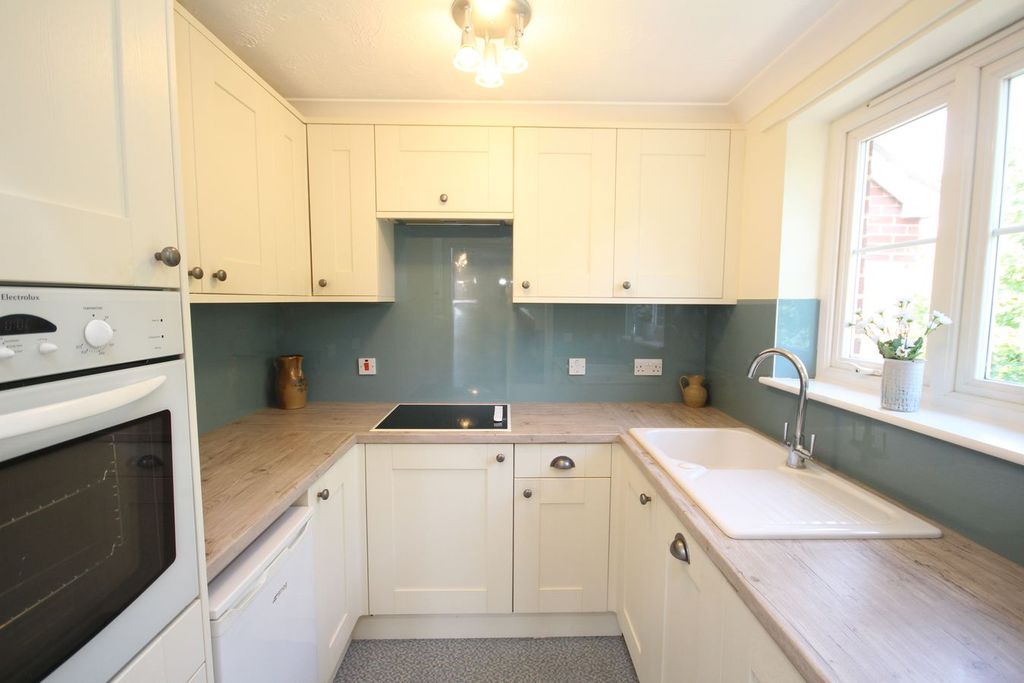 Property photo 3 of 9