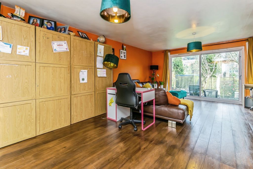 Property photo 2 of 11 Reception Room