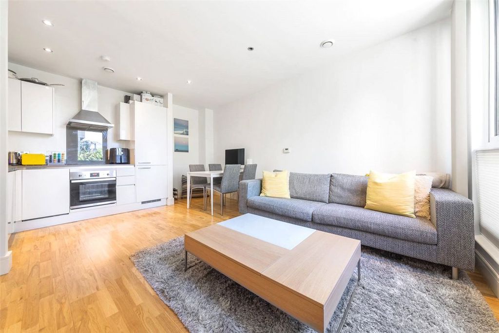 Property photo 1 of 14