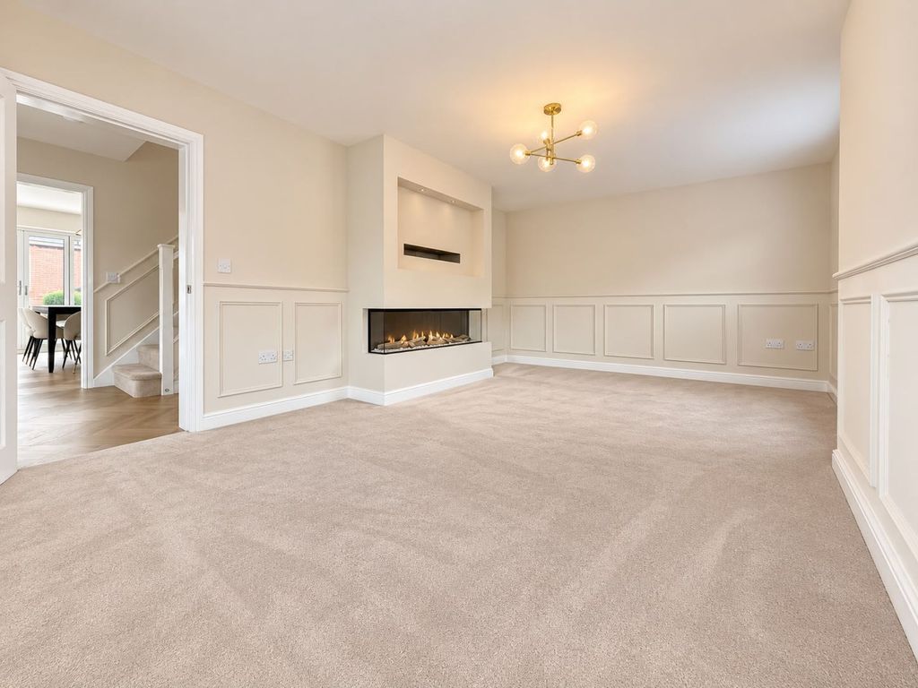 Property photo 3 of 23 Living Room