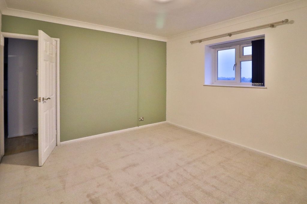 Property photo 3 of 11 Large Double Facing Rear Of Building